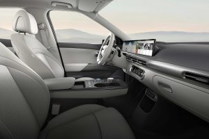페달 실수해도 차가 막는다, 제네시스 2027 GV60·GV70 전동화 출시 imgi 65 genesis kr gv60 fl interior standard ash gray glacier white two tone large 12