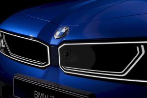 10분 충전에 400km… BMW 신형 i3 공개, 테슬라 정조준 imgi 128 2027 bmw i3 neue klasse shatters competition with 463 horsepower and up to 560 miles of range 2 22