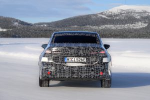 충전 400kW·항속 800km 이상…BMW가 테슬라 모델3 겨냥해 꺼낸 카드 P90631112 highRes 6