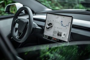머스크 &quot;몇 주 안에 배포&quot;…테슬라 FSD v14.3, 내부 테스트 돌입 tesla interior navigation fsd 1000x600 1 2