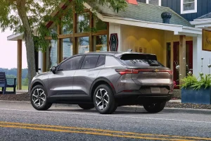 쉐보레 이쿼녹스 EV, 2026년형서 인기 색상 단종… &quot;갤럭시 그레이 사라진다&quot; Chevy Equinox EV color 2