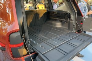 스카우트 신차 일정 다시 흔들…테라 2030년까지 밀릴 가능성 높아 imgi 54 scout traveler suv concept 100946545 h 13
