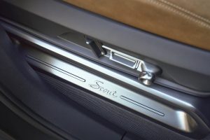스카우트 신차 일정 다시 흔들…테라 2030년까지 밀릴 가능성 높아 imgi 46 scout traveler suv concept 100946554 h 18