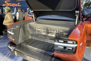 스카우트 신차 일정 다시 흔들…테라 2030년까지 밀릴 가능성 높아 imgi 35 scout traveler suv concept 100946565 h 29