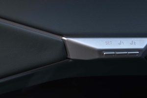 스바루(Subaru), 7인승 3열 전기 SUV 