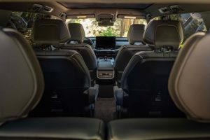 스바루(Subaru), 7인승 3열 전기 SUV 