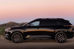 스바루(Subaru), 7인승 3열 전기 SUV 