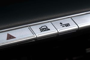 스바루(Subaru), 7인승 3열 전기 SUV 