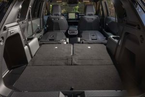 스바루(Subaru), 7인승 3열 전기 SUV 