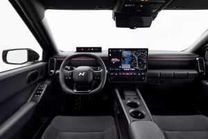 트렁크 441L로 ID.3 앞섰다…현대 아이오닉3, 숫자로 따진 경쟁력 hyundai ioniq 3 unveil 0426 interior 03 jpg bfc off 18