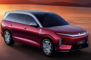 사전 예약 열흘 만에 10만 대... BYD 그레이트 탕 인기, 중국 대형 SUV 판이 달라진다 2