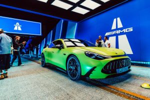 메르세데스-AMG, 처음으로 완전 전동화…GT 4도어 쿠페 세계 최초 공개 5