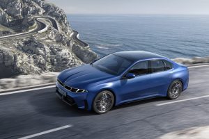 공개 3개월 만에 폭발적 반응…BMW i3 조기 판매 돌입 4