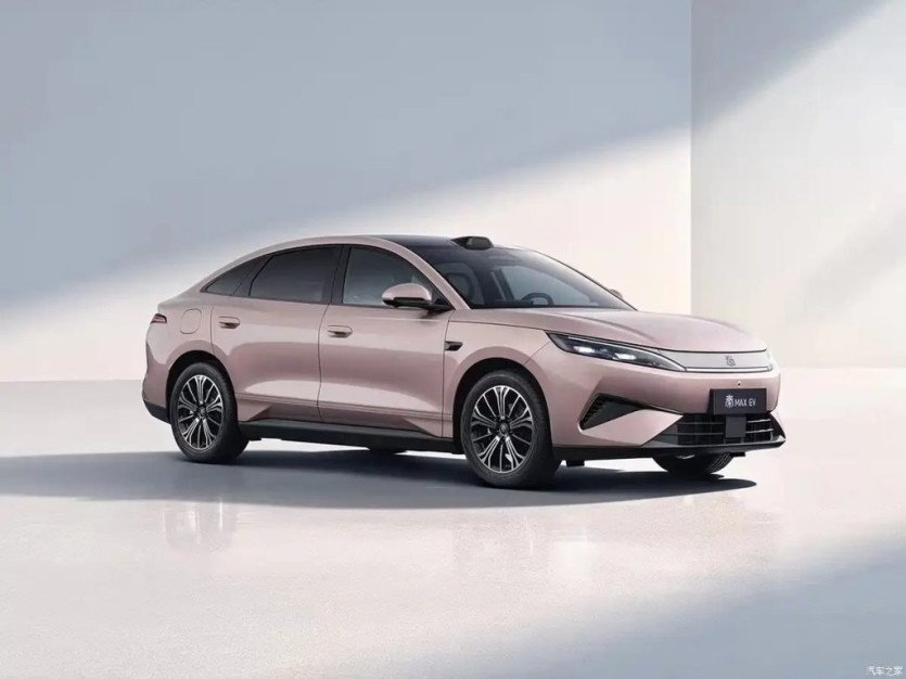 BYD 신형 세단 