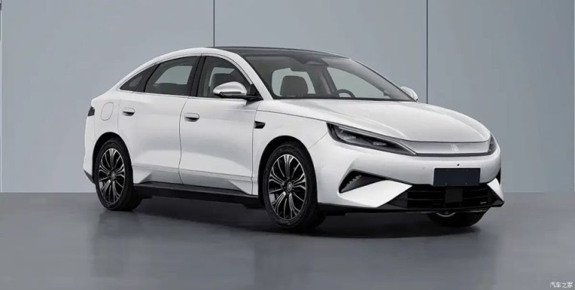 BYD 신형 세단 